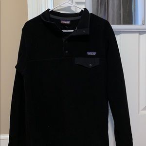 Black Large Patagonia Pullover
